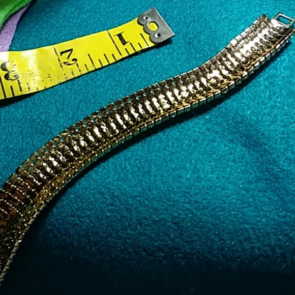 SOLD Bling bracelet new never worn 7 in long - Picture 5 of 5